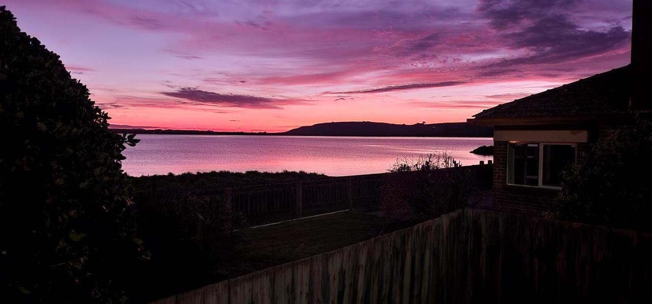 Stanley Village Waterfront Accommodation エクステリア 写真